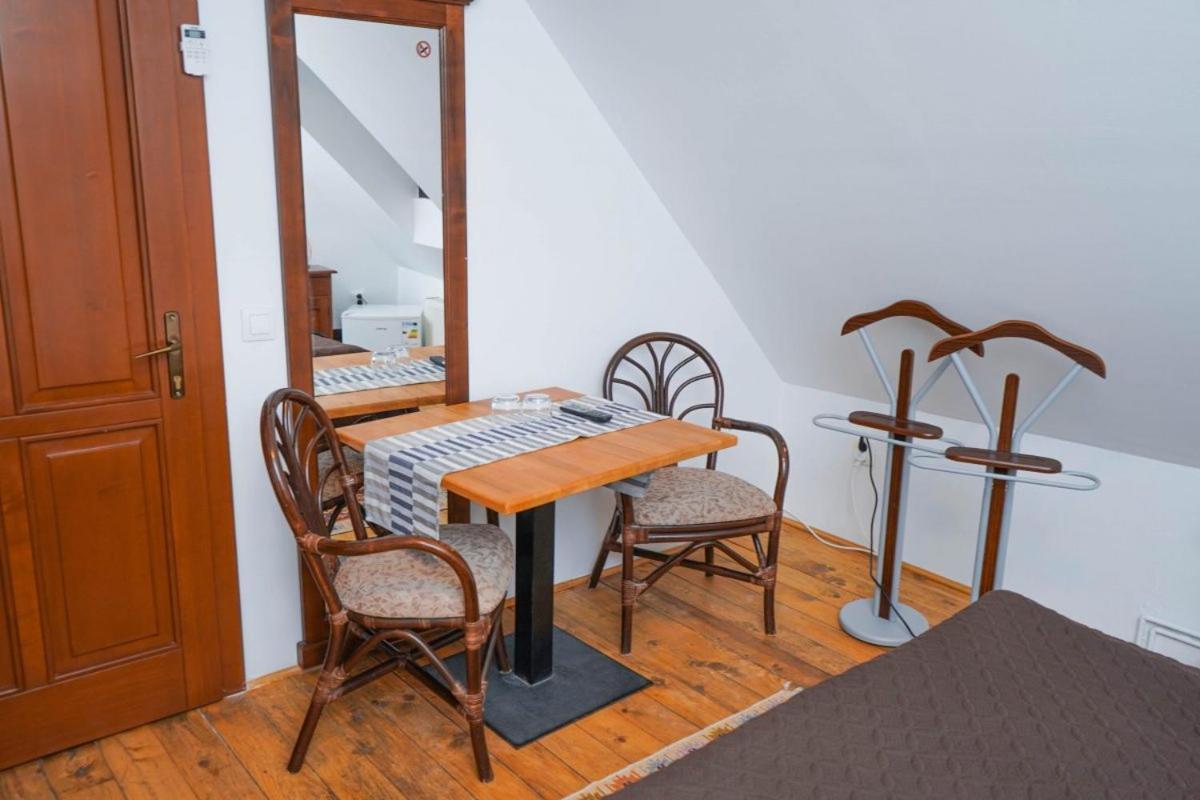 Pensiunea Gasthaus Alte Post Sighisoara Room photo
